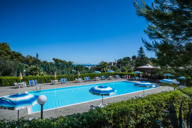 Camping Villaggio Internazionale - Rodi Garganico Puglia